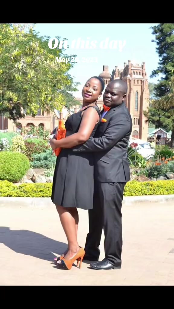 @Abwezi Mwandiona?