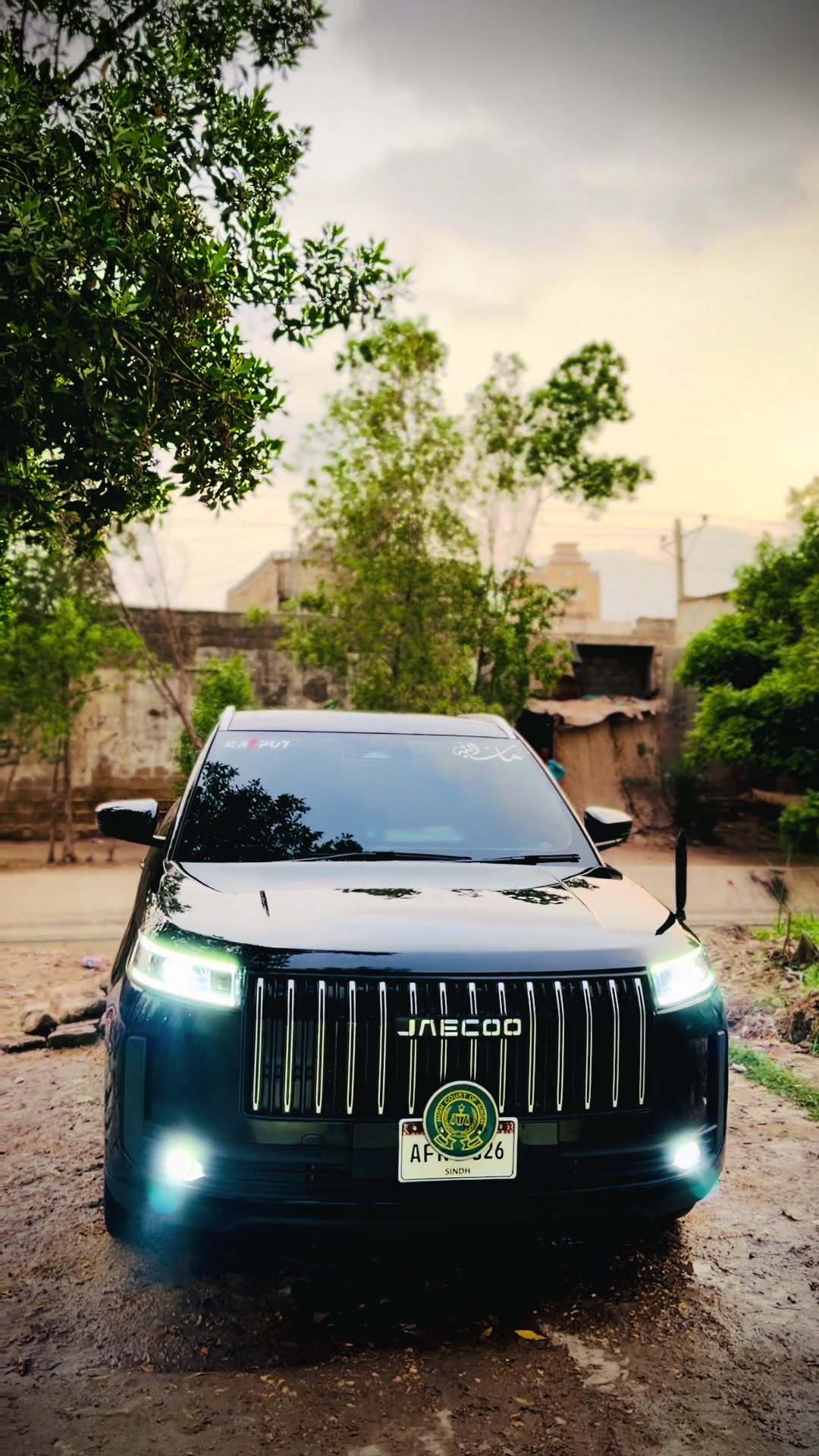 @سر فراز راجپوت 👑