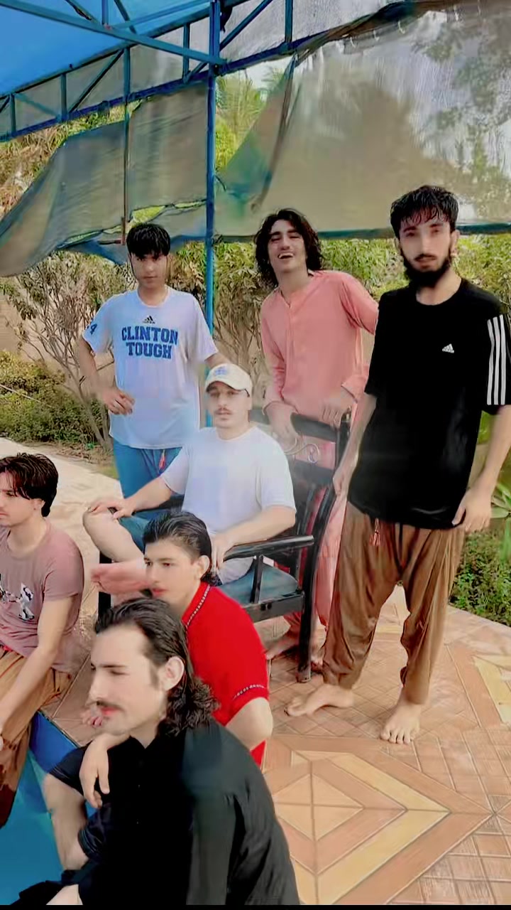@f̷a̷r̷m̷a̷n̷ ̷P̷a̷s̷h̷t̷u̷n̷✅️
