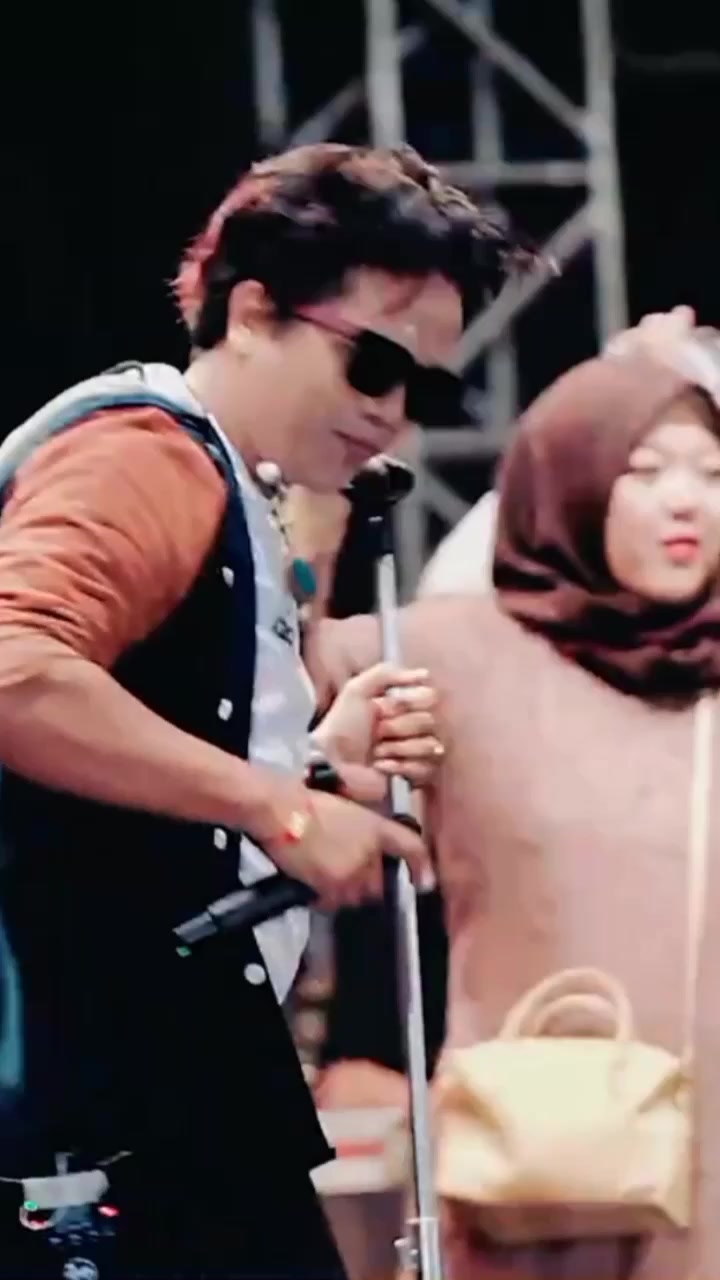 @๐
ฟ๐
ธ๐๐
ฒ๐
ด๐85