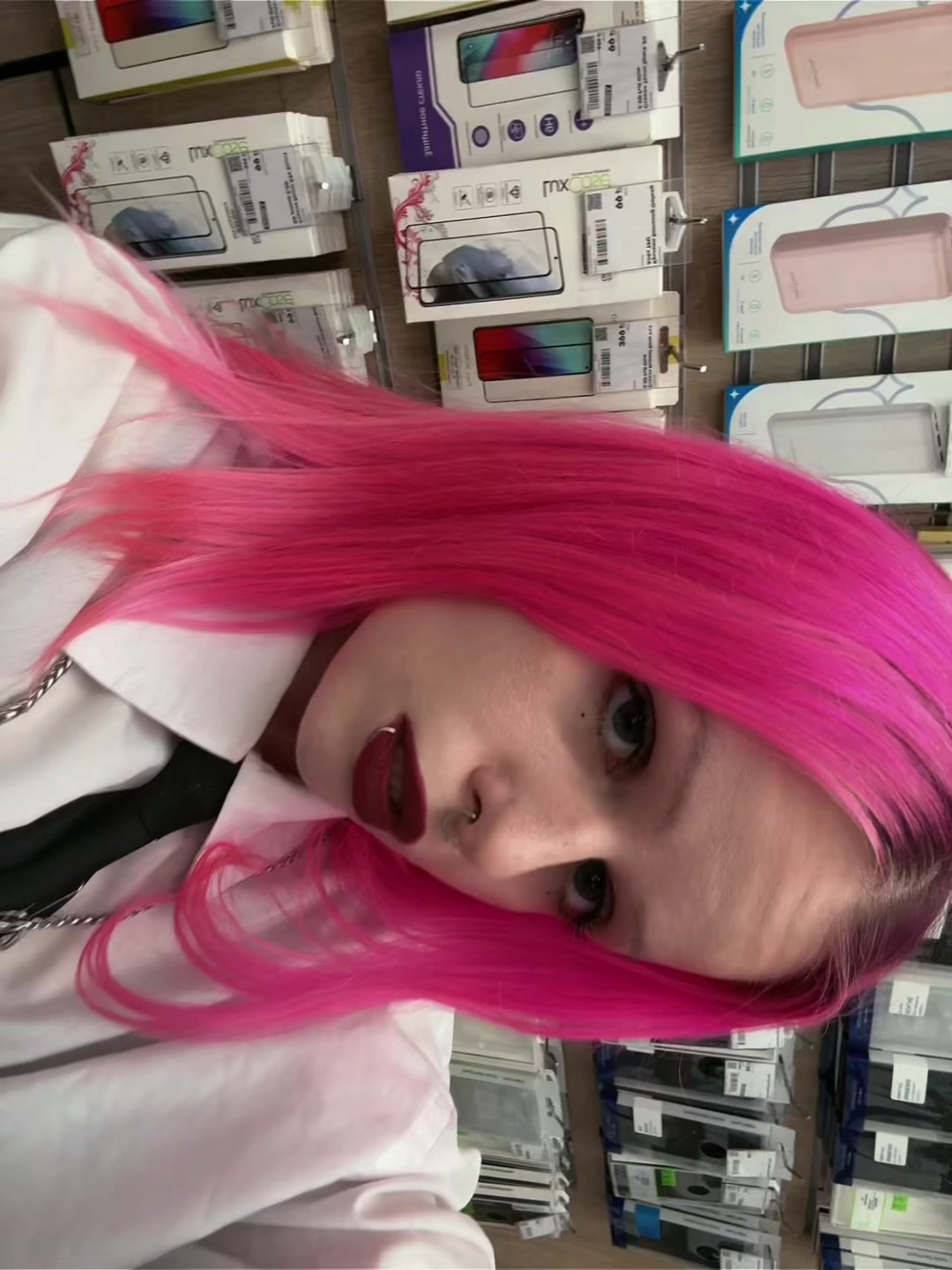 @whoisronnimr