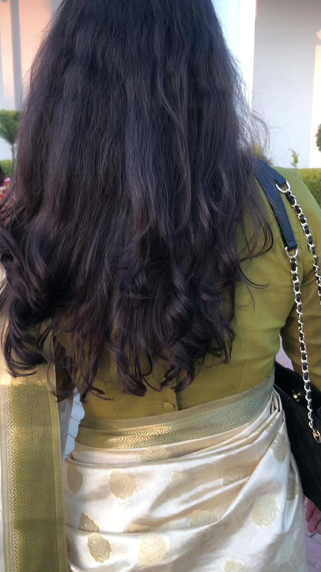 @Divya_B