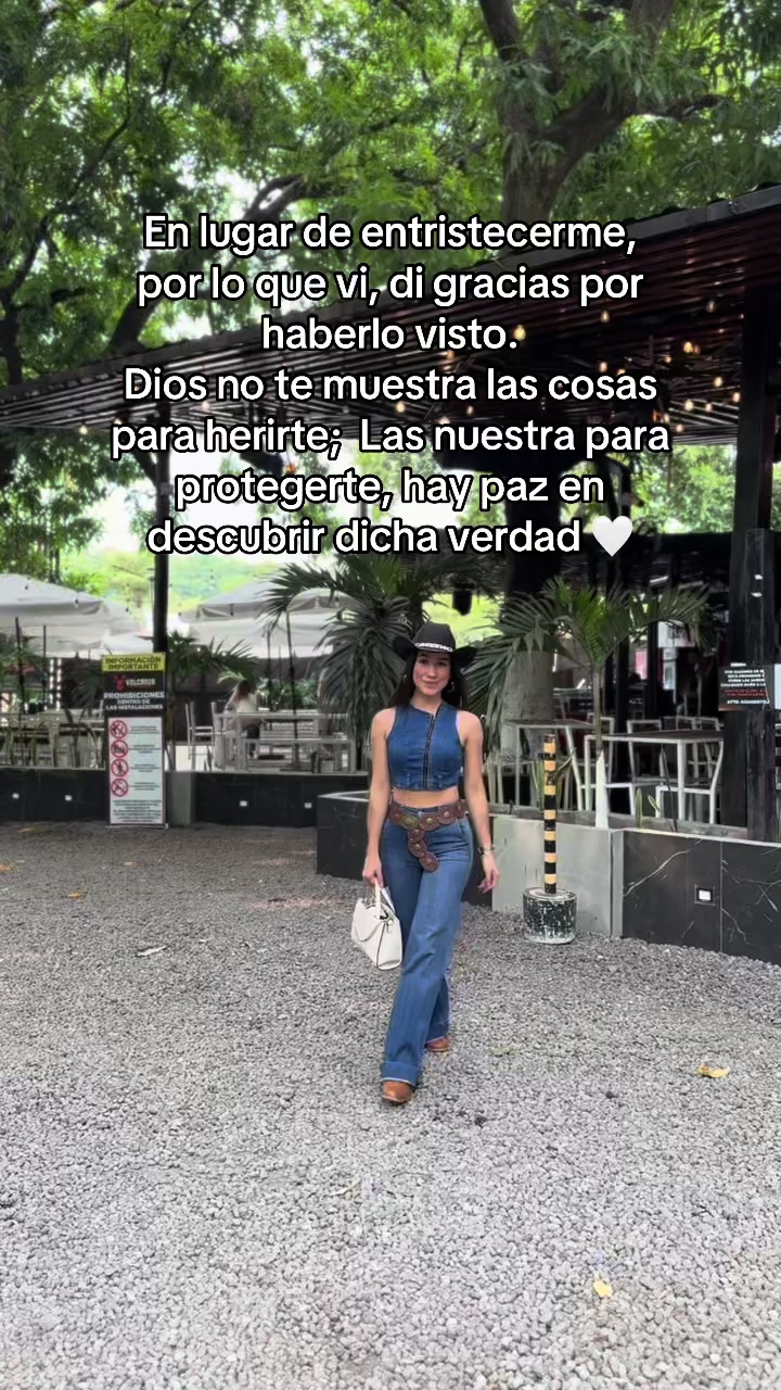 @ariass_vanessa