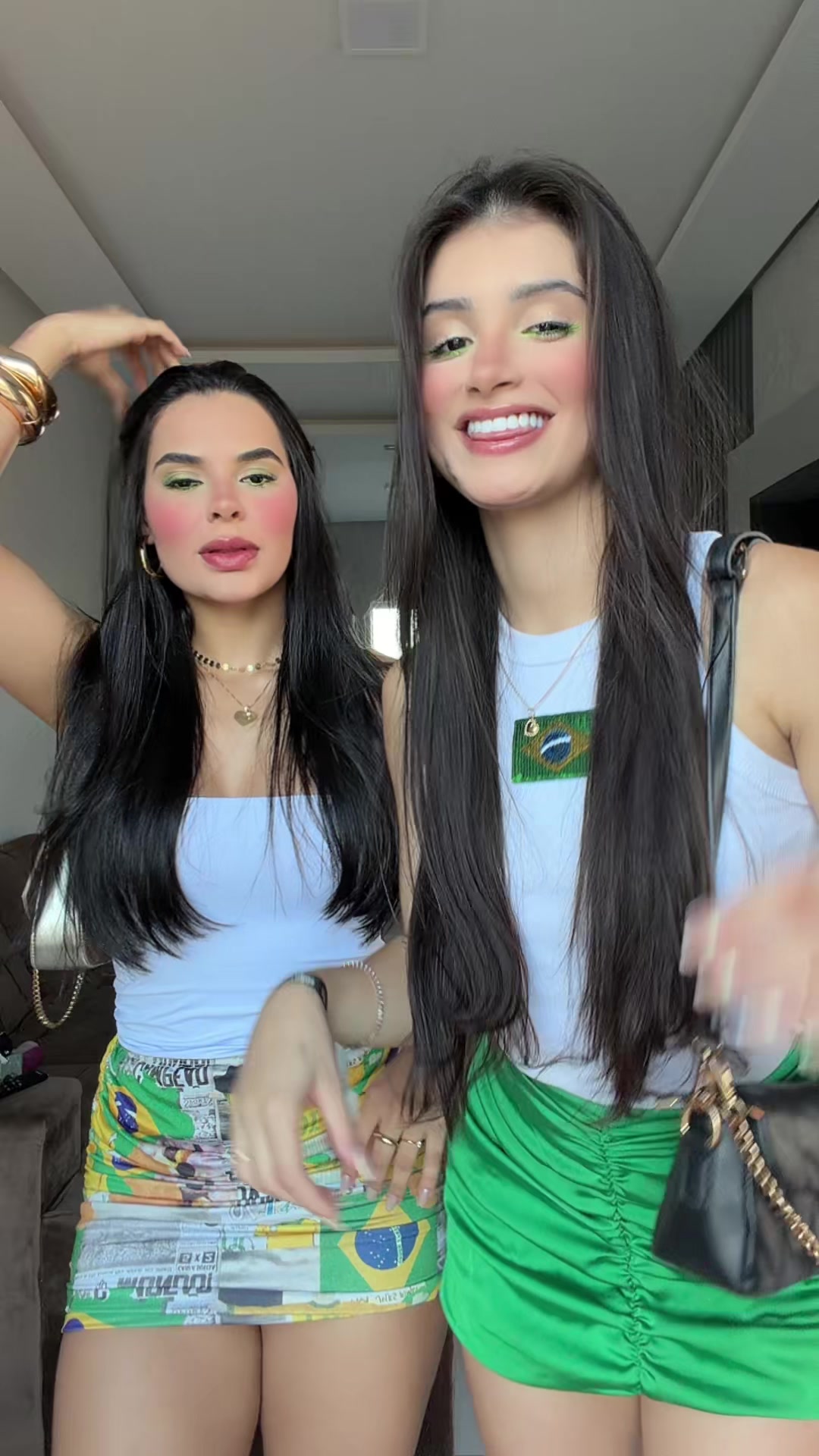 @naelypereira