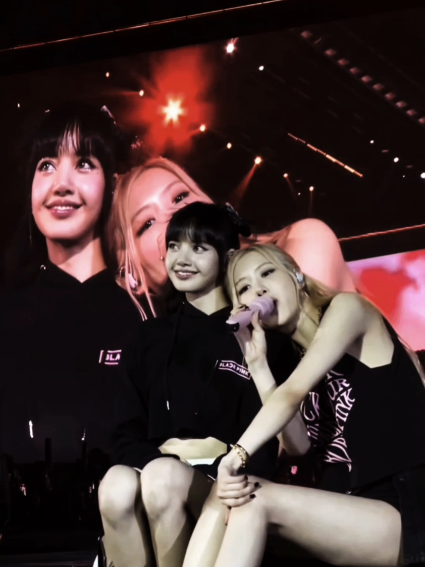 @♡☆𝐉𝐉𝐋𝐑☆♡☆♡☆𝐁𝐋𝐈𝐍𝐊☆♡