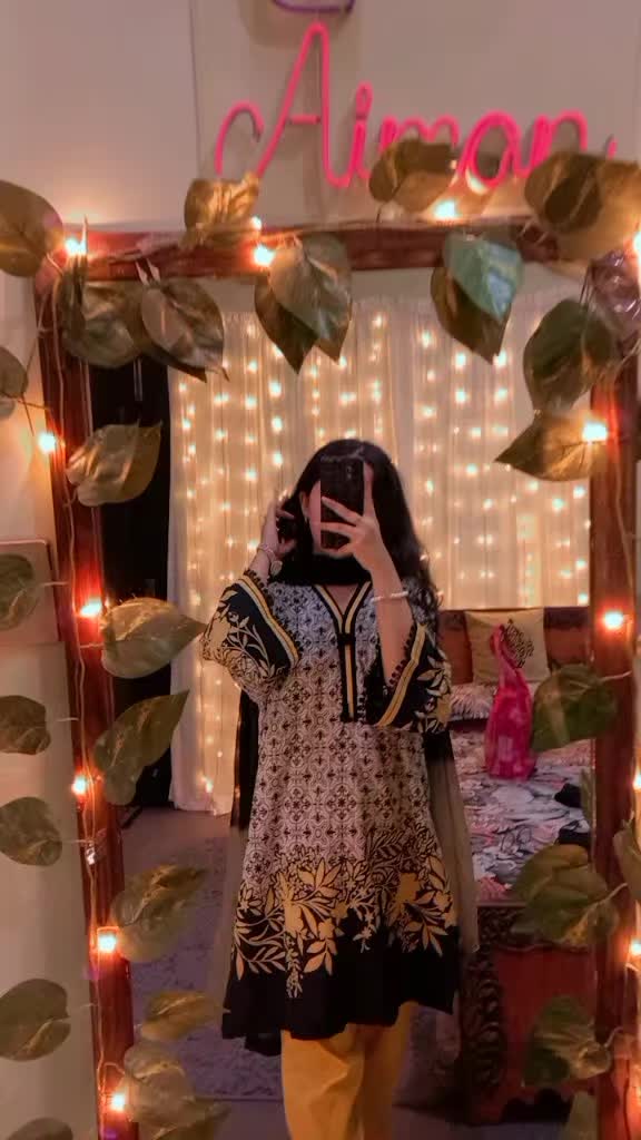@🦋AimanKhan🦋°♡