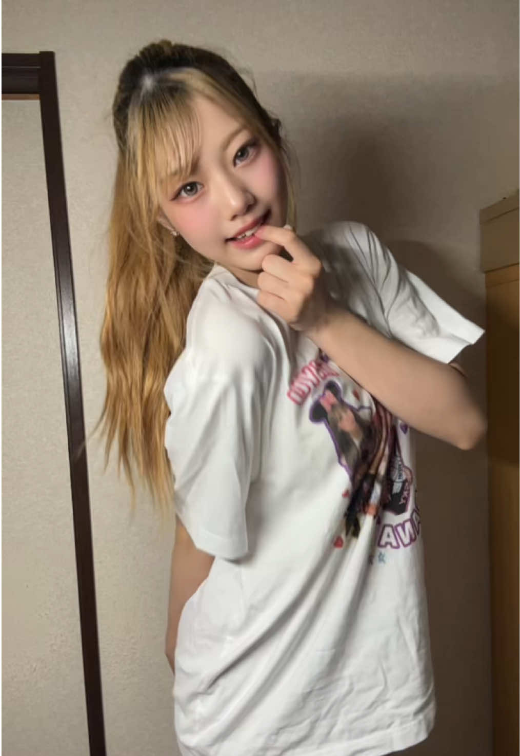 @にぱ(ᐢ⸝⸝˙Ⱉ˙⸝⸝ᐢ)