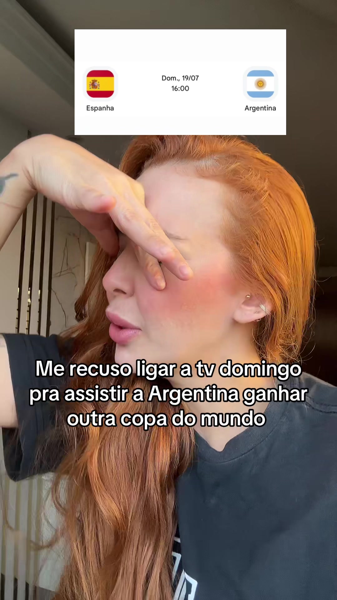 @J&uacute;nia M. Sousa