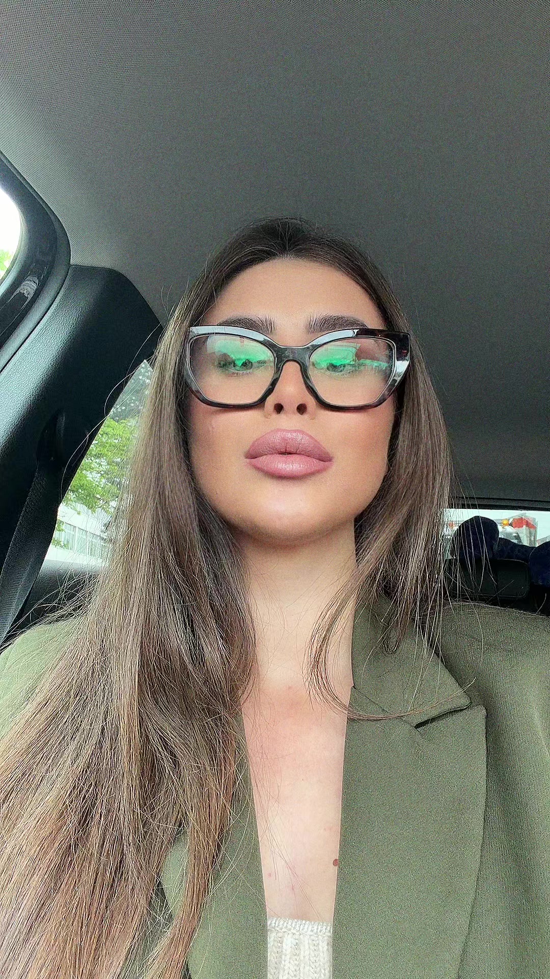 @Valerija