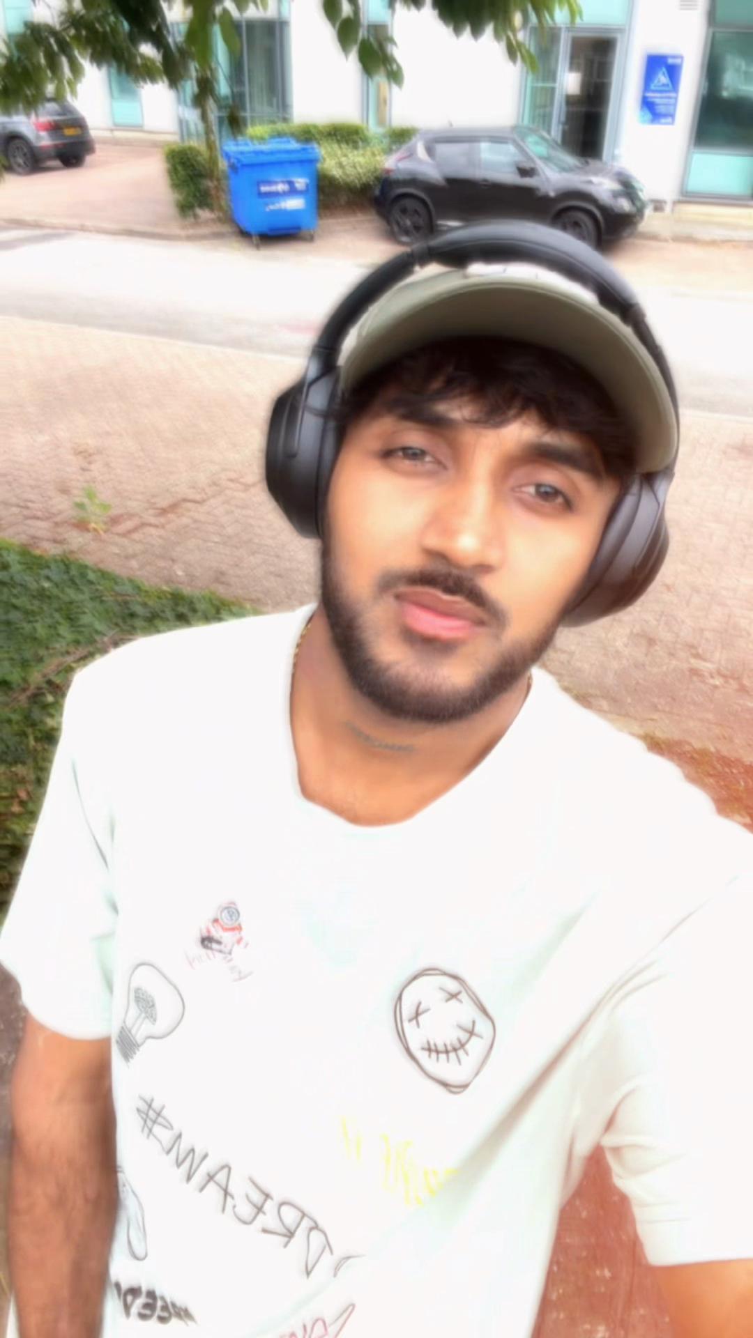 @SoNiC 🇱🇰
