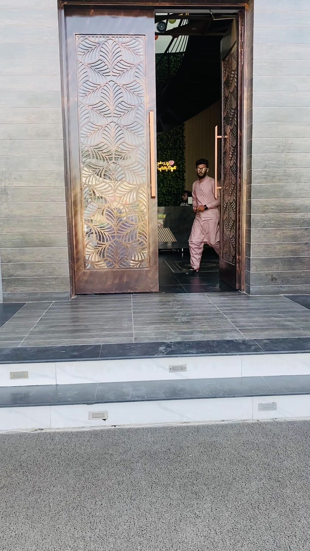 @Zumard Kashmiri🇸🇦