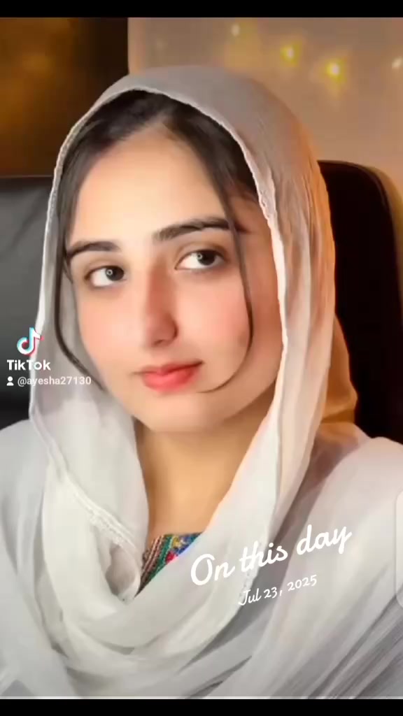 @عائشہ 27130