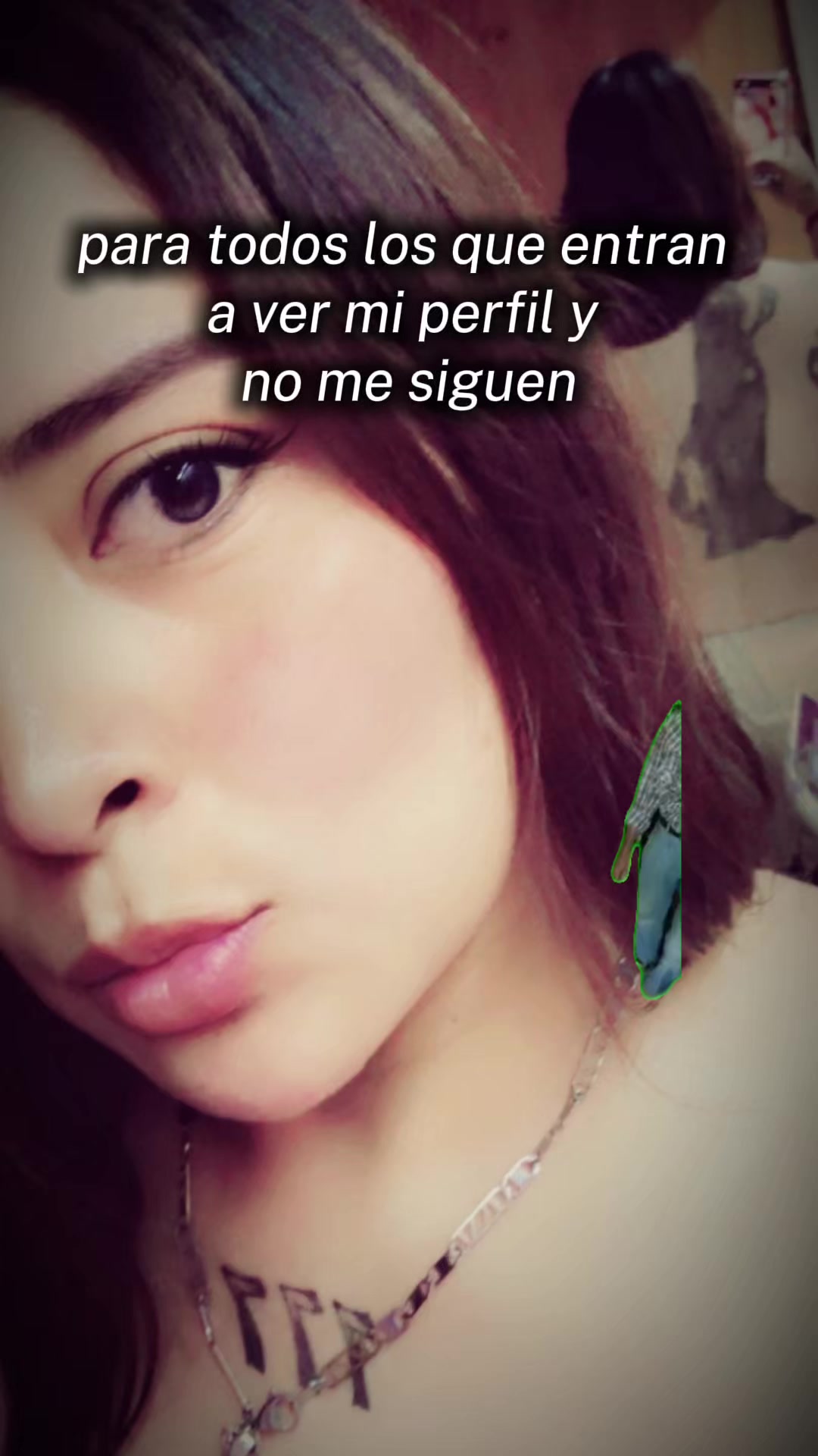 @Woman love…16