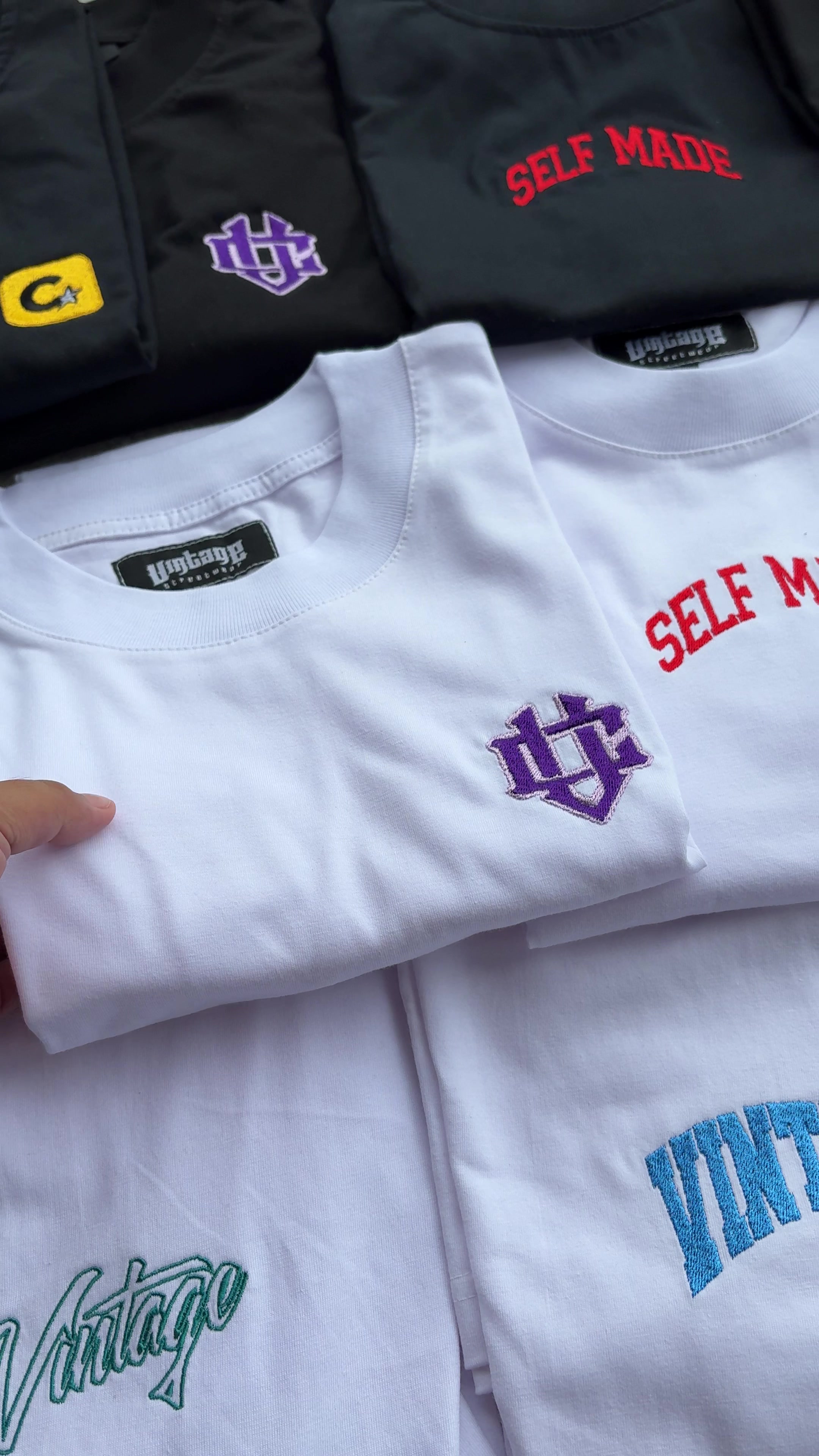@VINTAGE STREETWEAR CLOTHING
