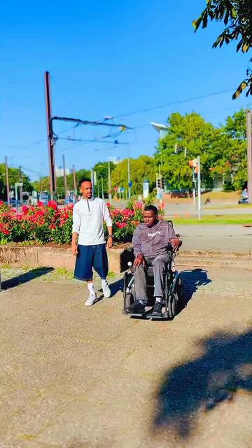 @Mahamed Haldoor🧑🦼➡️