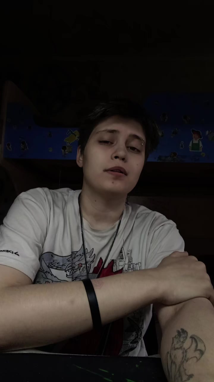 @🥀КИРЮША🥀