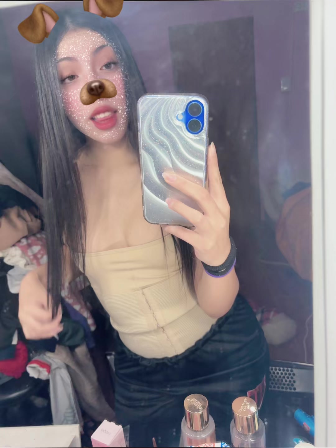 @Morenaa