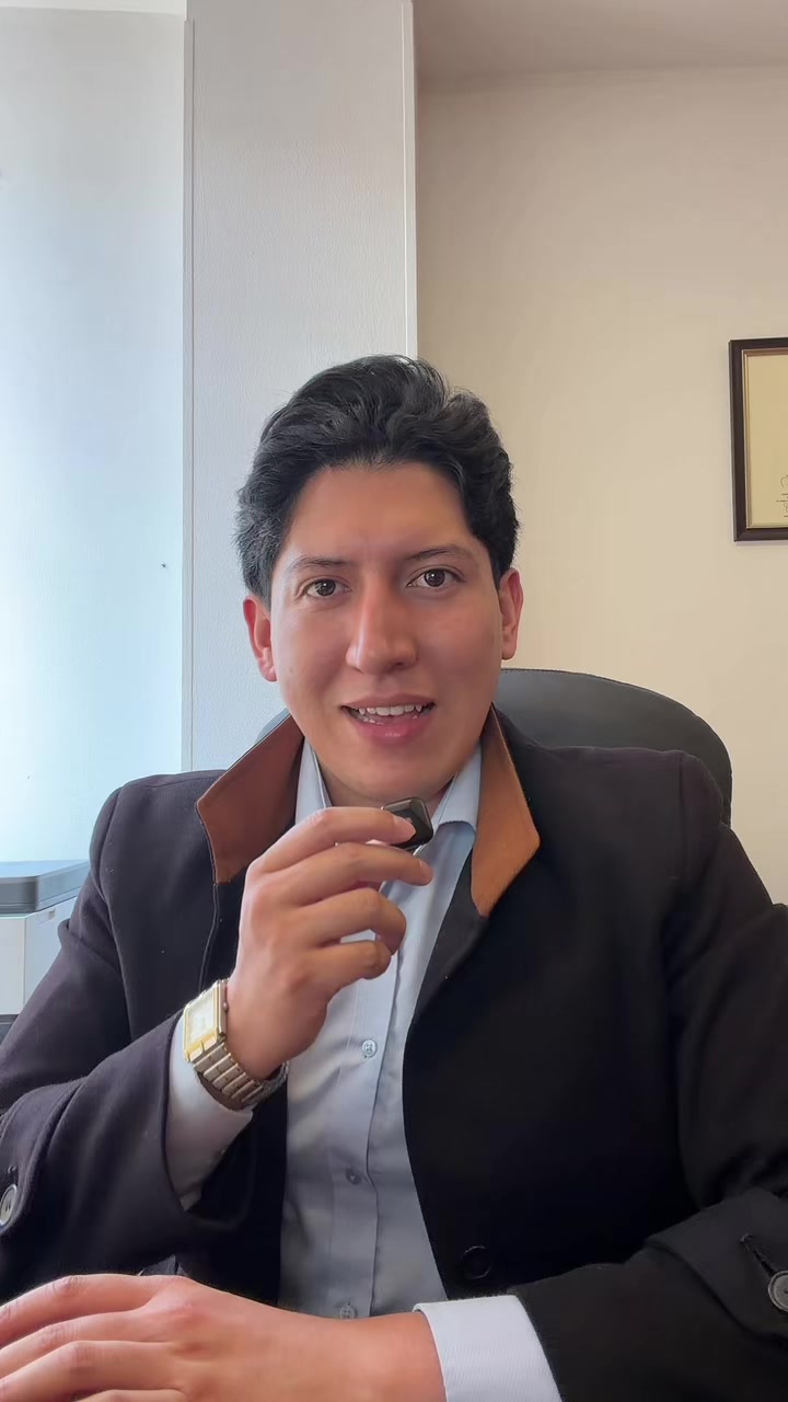 @AbogadoRobert