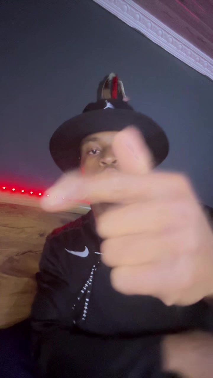 @Cee-k@y__Wørldwide