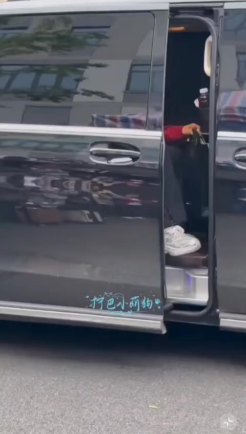 @魏哲鸣Miles Gallery Philippines