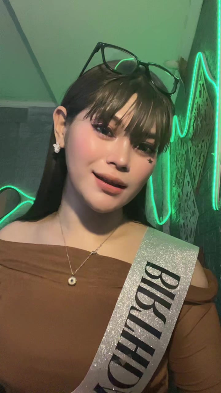 @Vhy