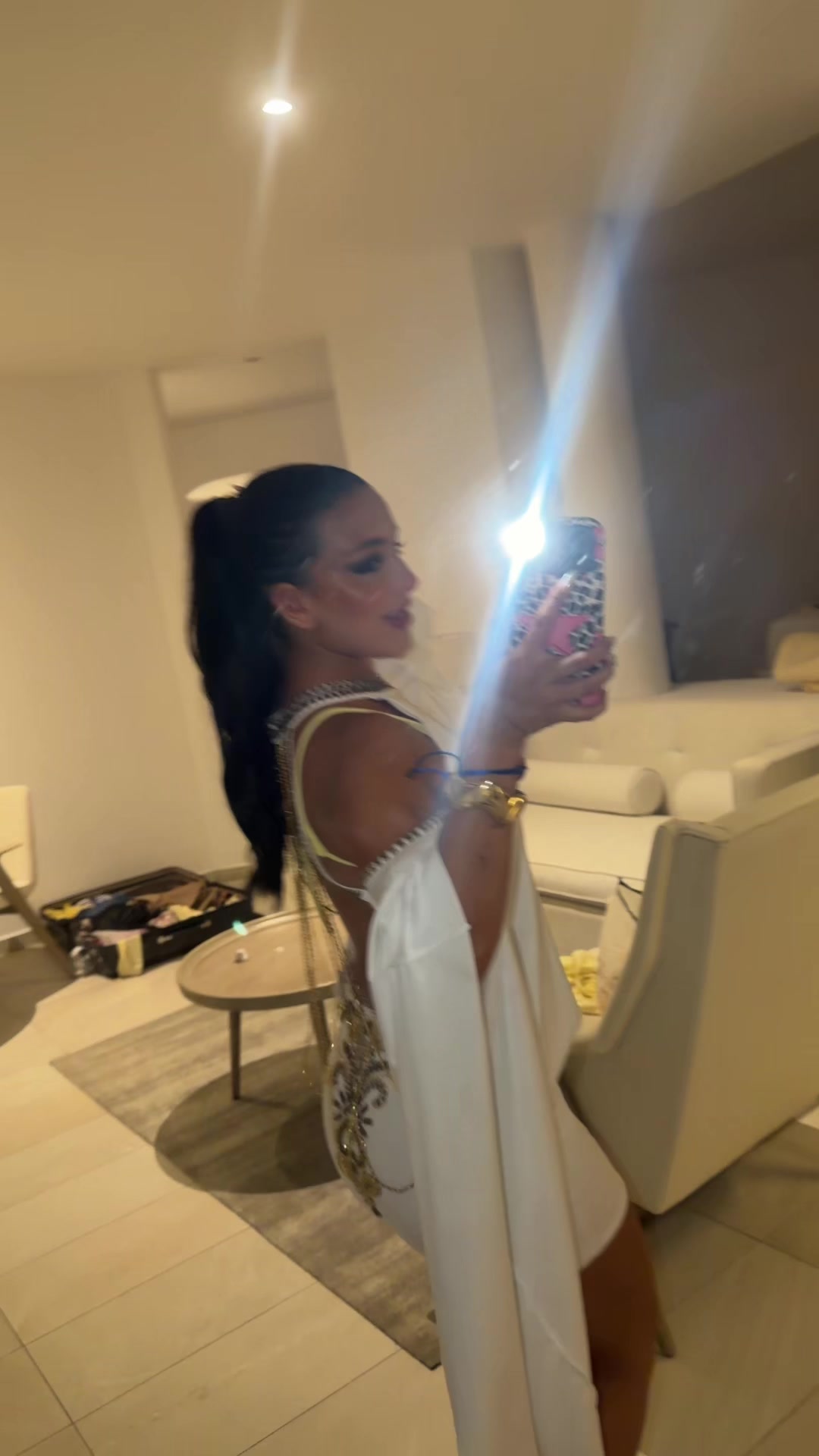 @thatafreitas