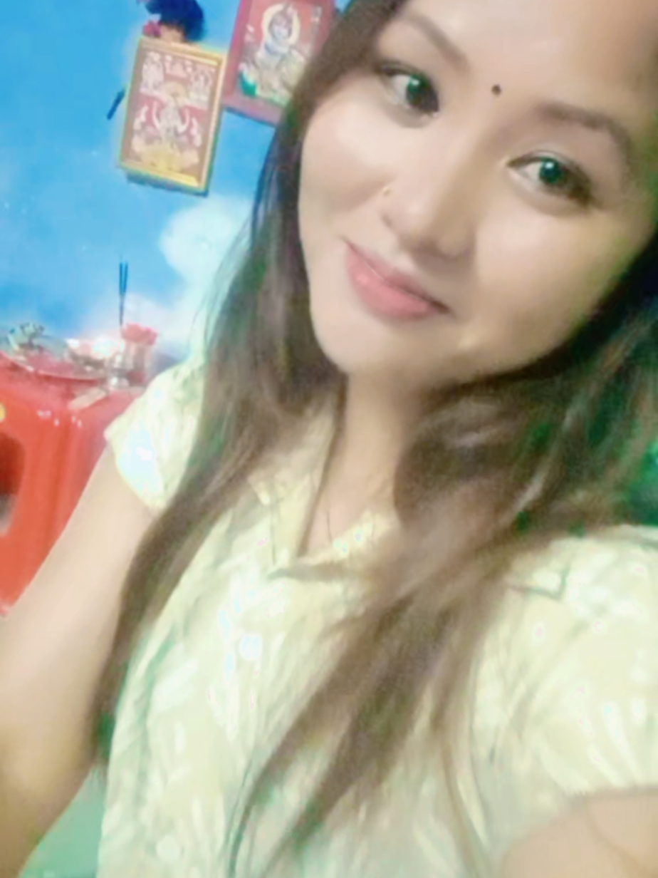 @laxmi..saru magar❣️☺️💐
