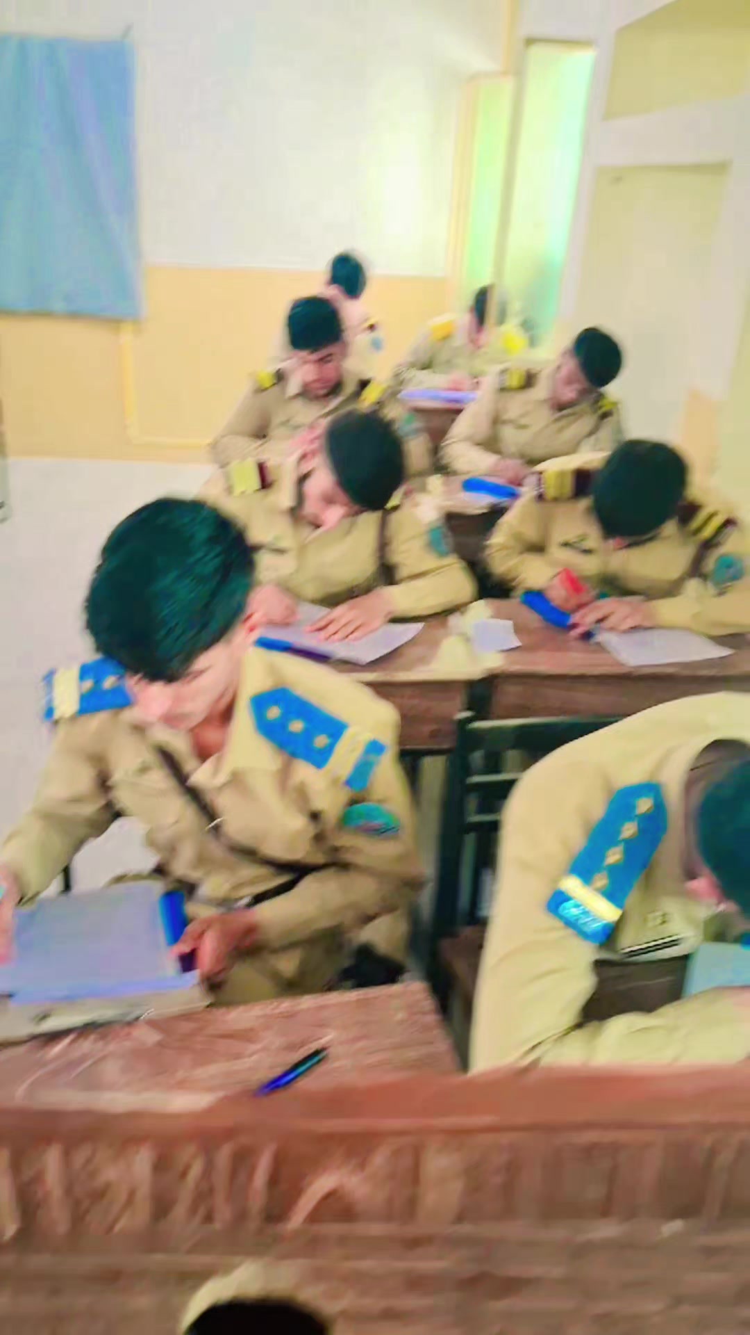 @Farooq Achakzai