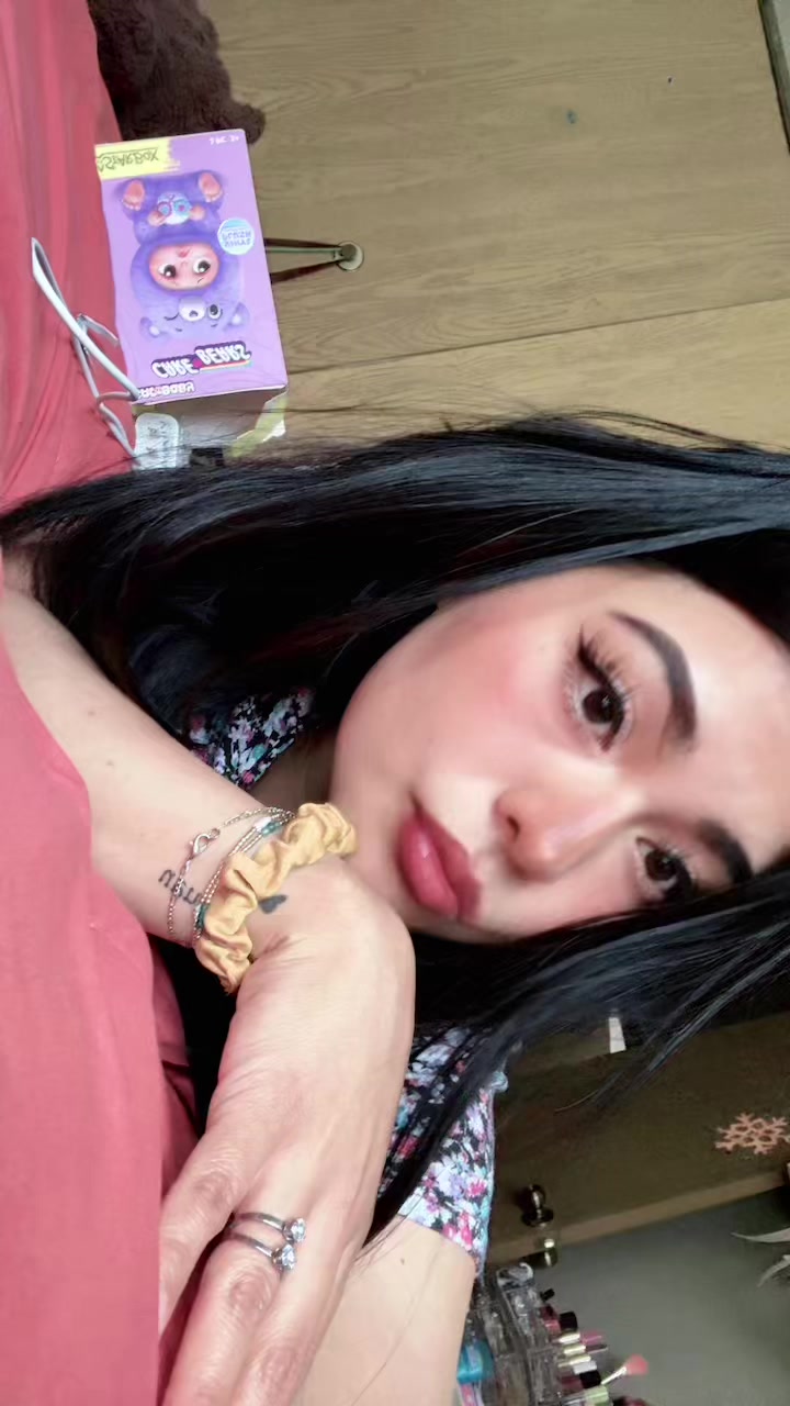 @Lunna.nv