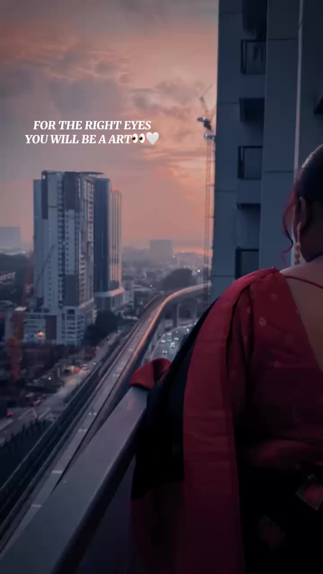 @Lavanya🖤🫠
