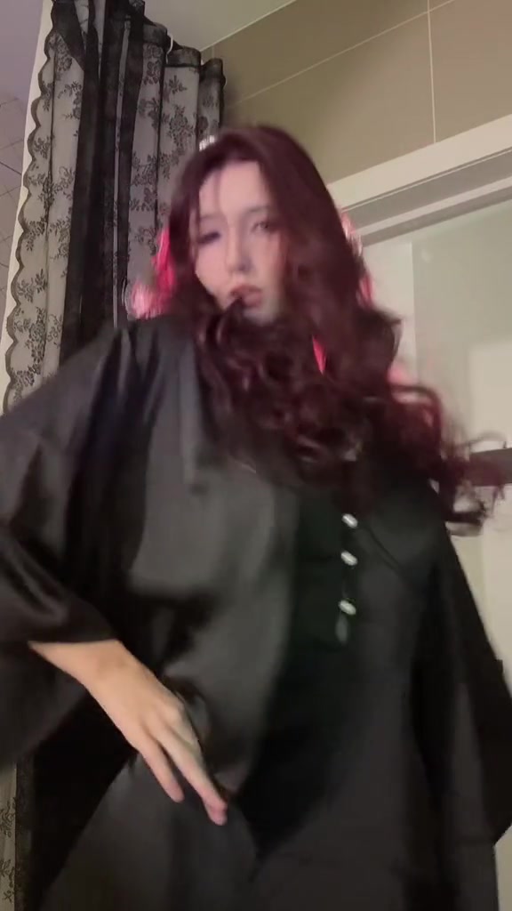 @Кто мяукает?