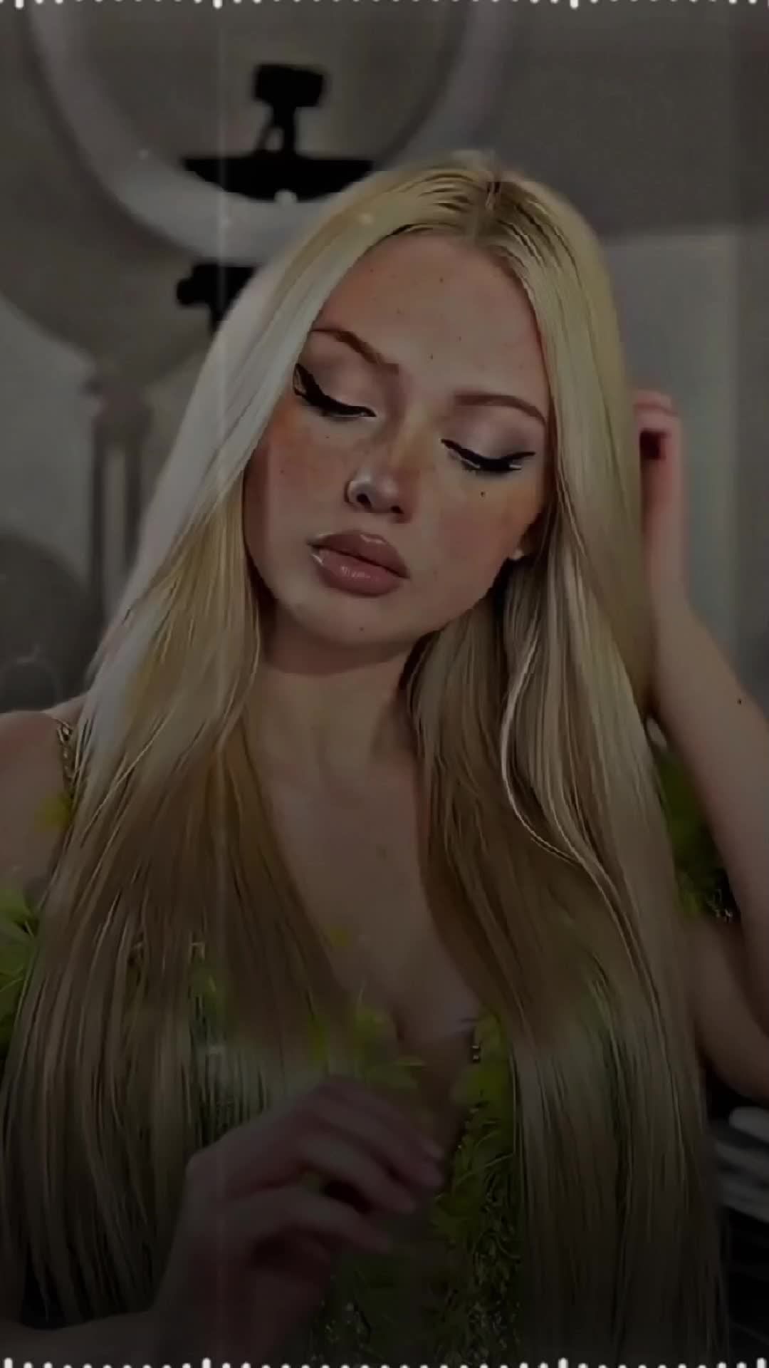 @قمر🦋⑅⃝ـᬼرᬼ👑🪬