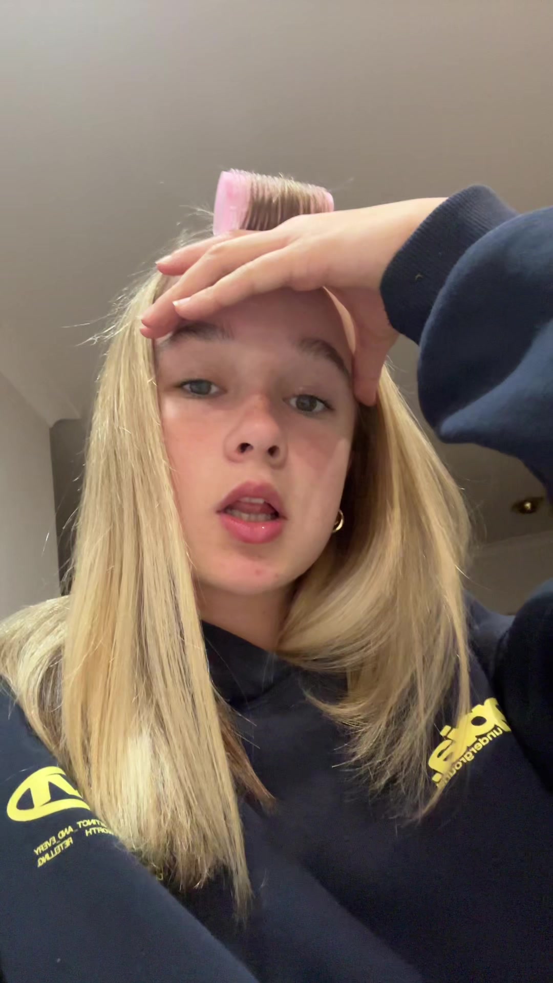 @️