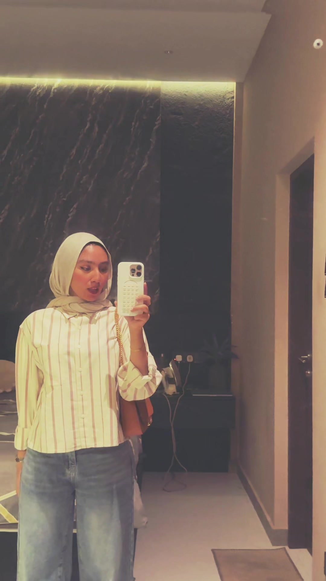 @Mehnaz💫