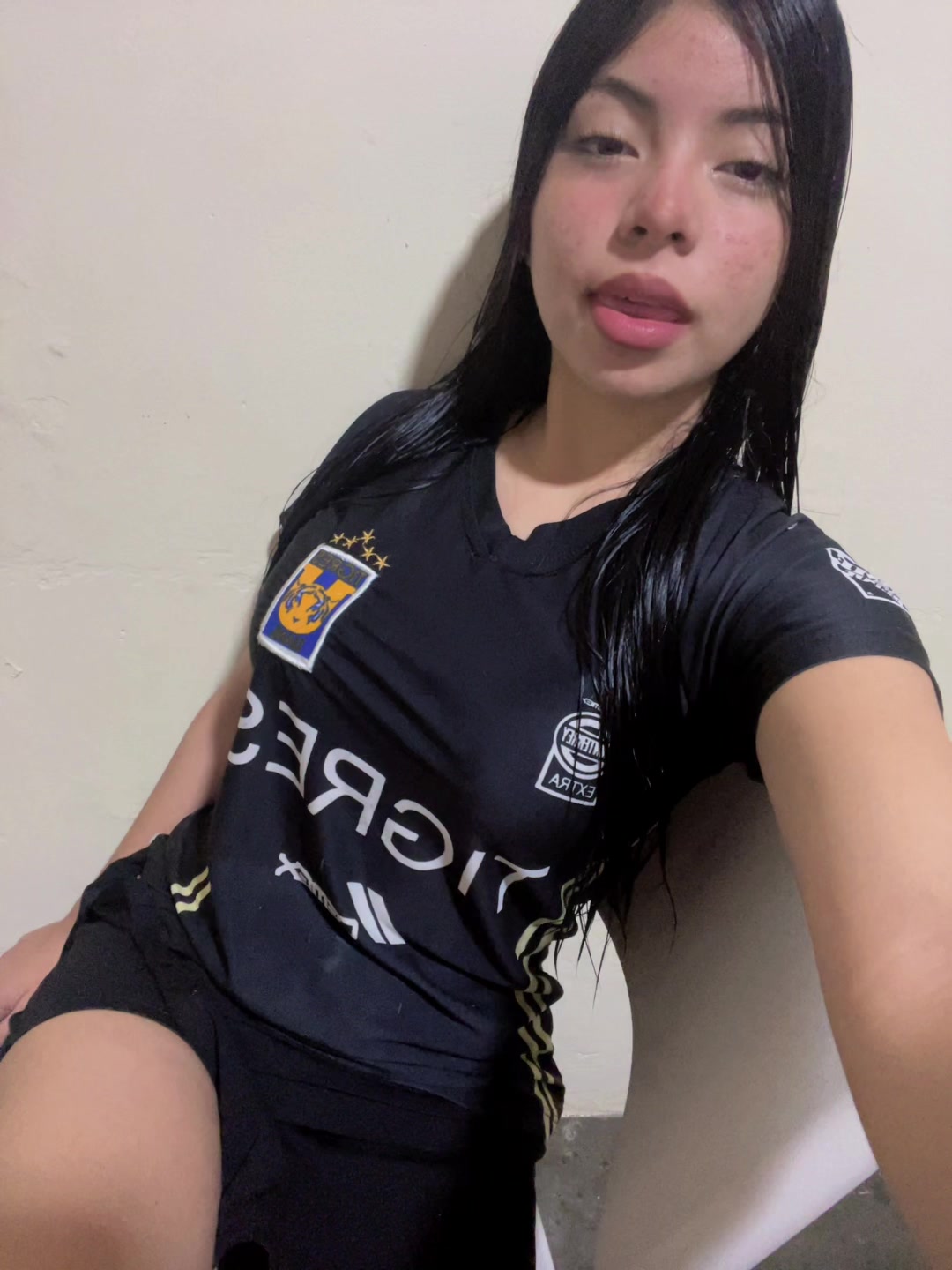 @𝓨𝓸𝓼𝓮𝓵𝓲𝓷 𝓖𝓸𝓷𝔃&aacute;𝓵𝓮𝔃