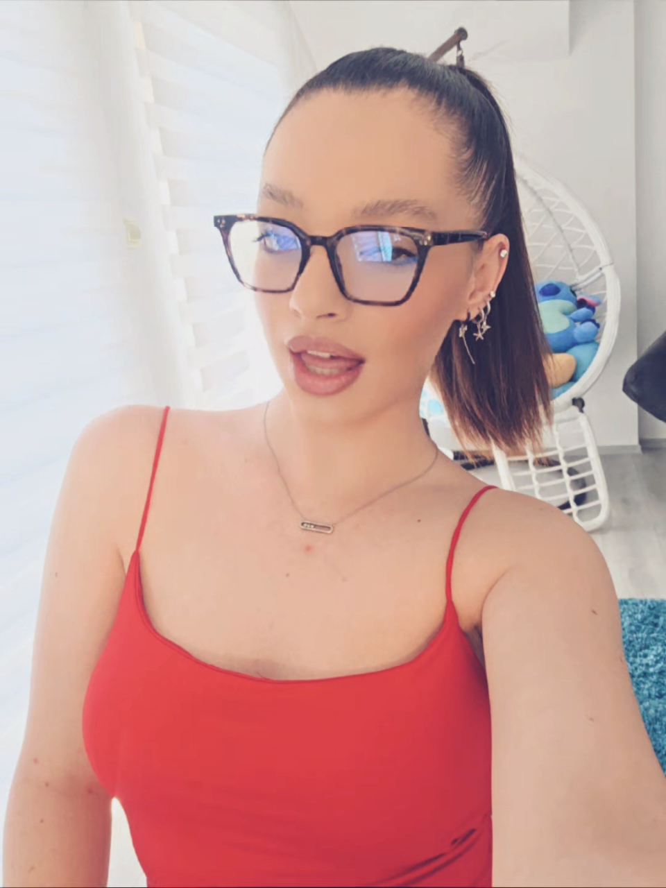 @arabella⁷