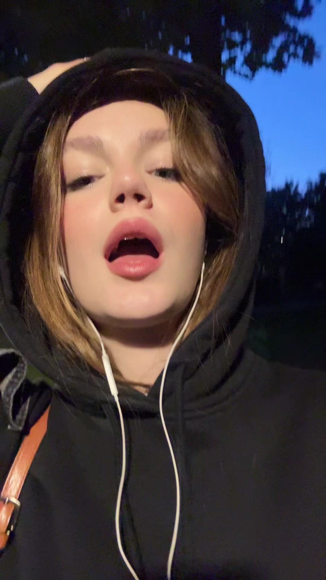 @julia