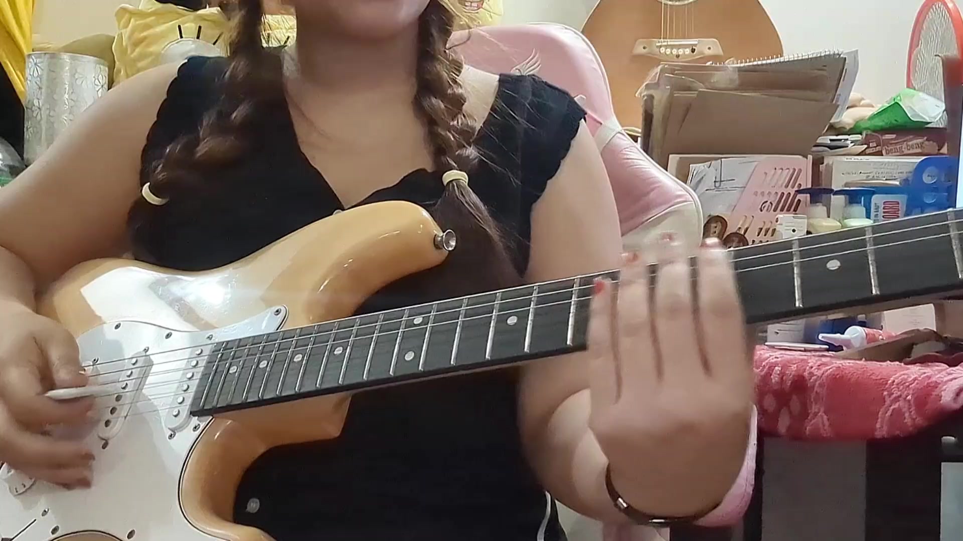 @sweetly.jeeneell