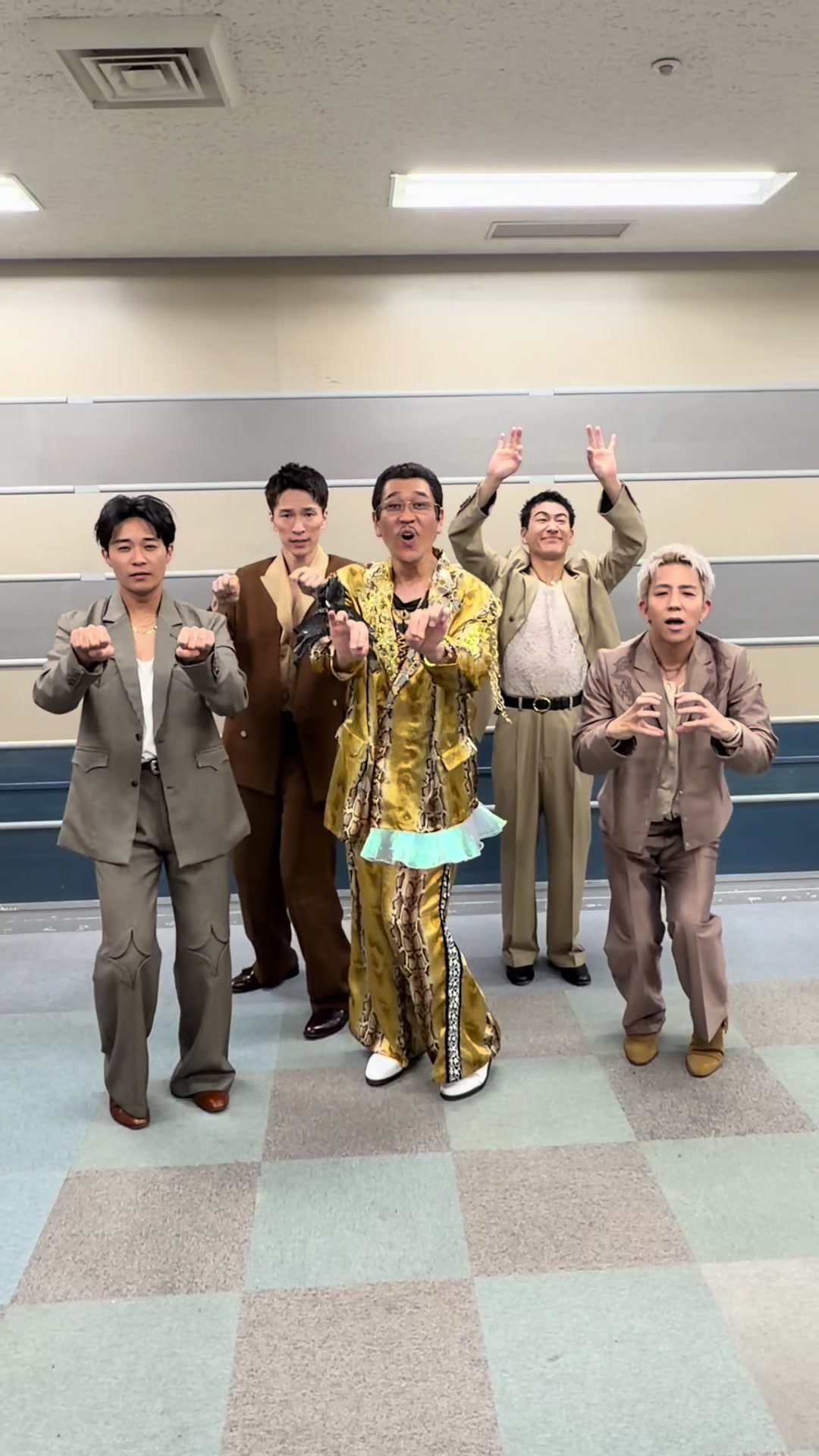@ピコ太郎(PIKOTARO)公式