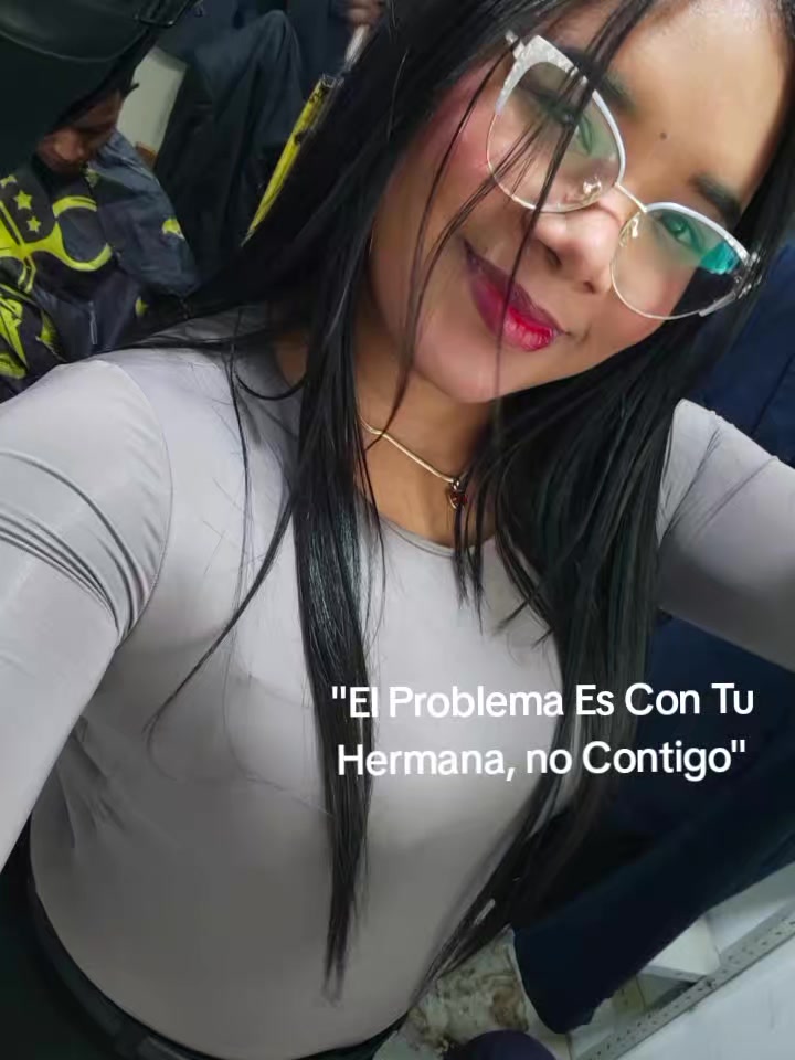@👸Y