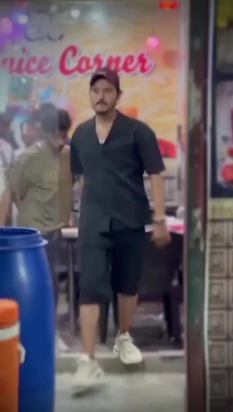 @MUNEEB💖🥀👀
