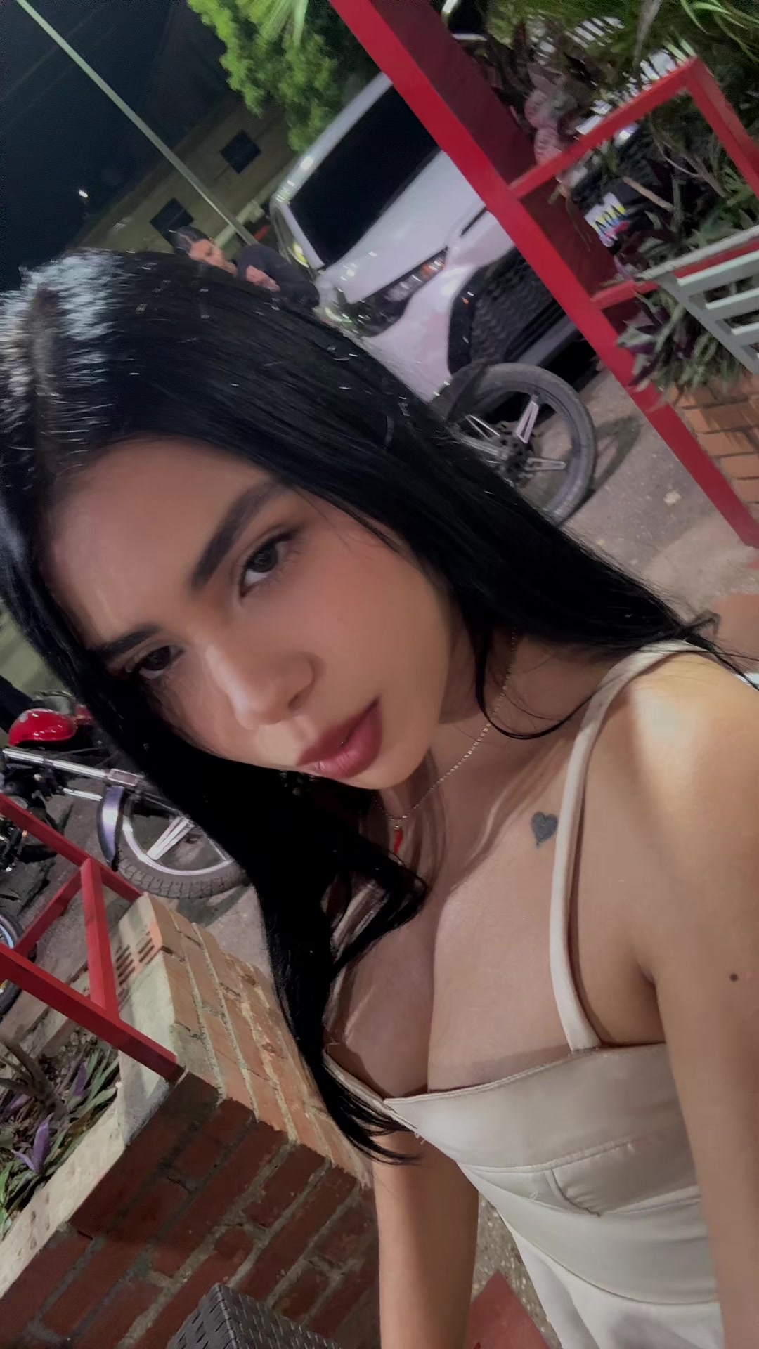 @Ari