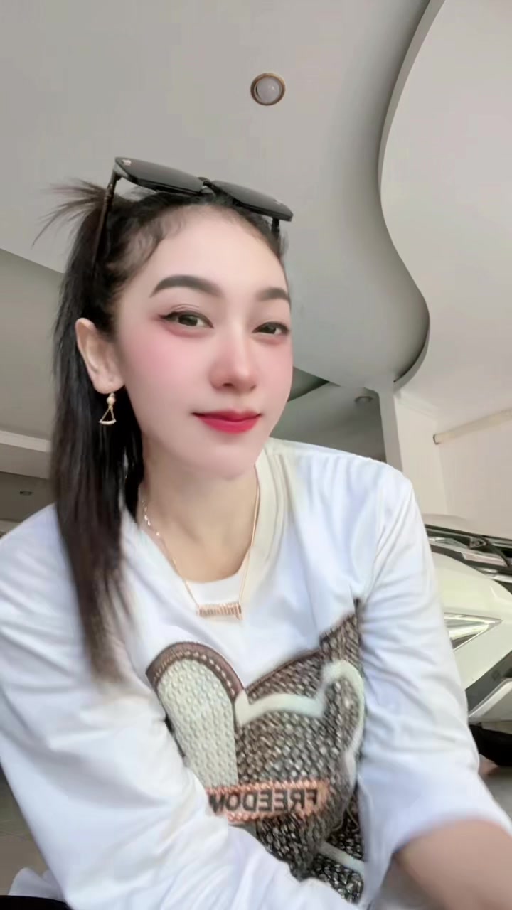 @Yuliana