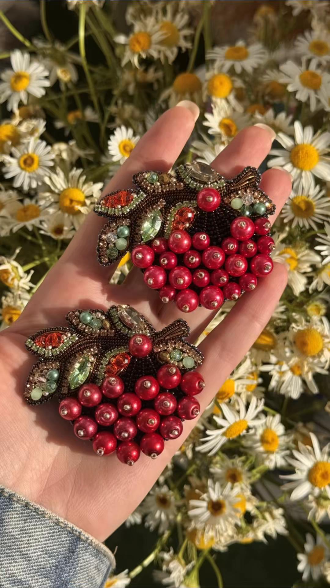 @Iren_ACS Броши из бисера