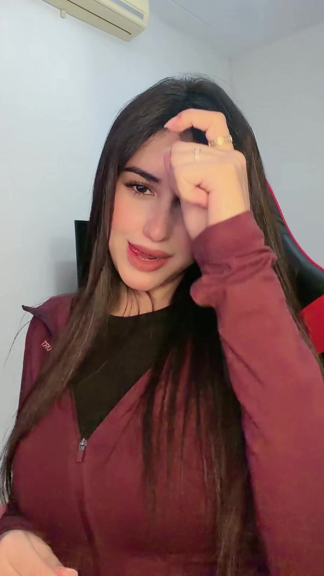 @𝒮𝒾𝒶✨