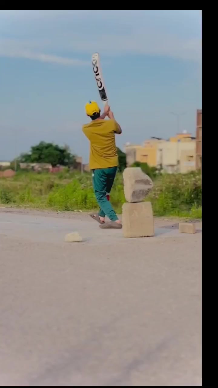 @نومی لیفٹی فخرے چٹھہ بختاور🏏