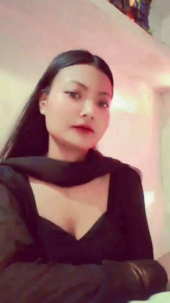 @Jyoti 🖤🍒