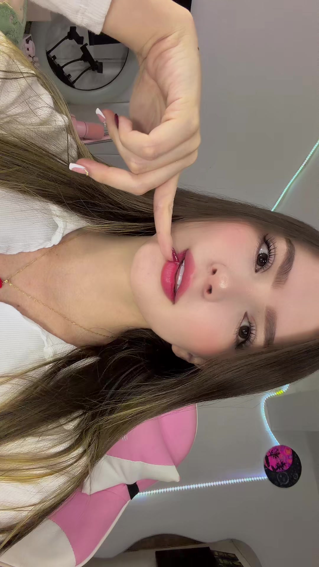 @๐๐๐๐ญ๐ข๐ฃ โก๏ธ๐โ๏ธ