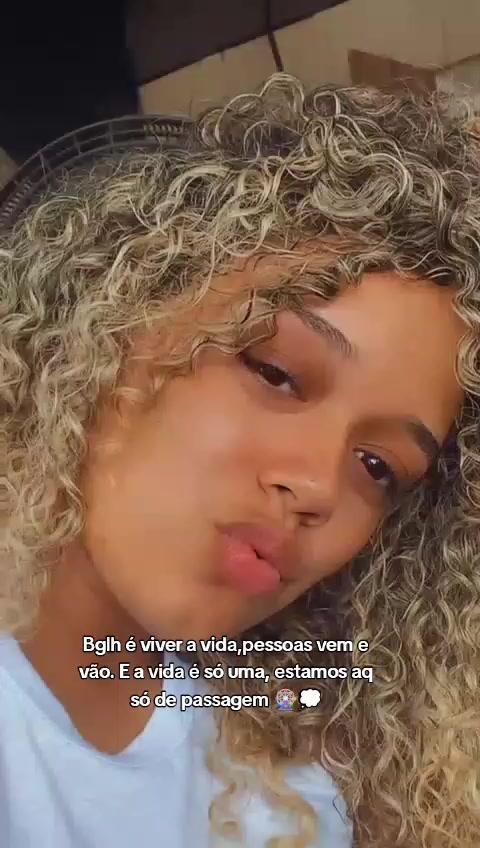 @elinny_cristiane