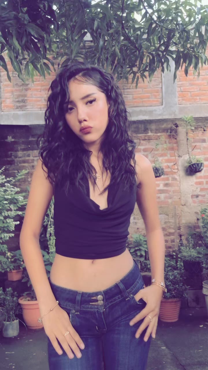 @Aryyy